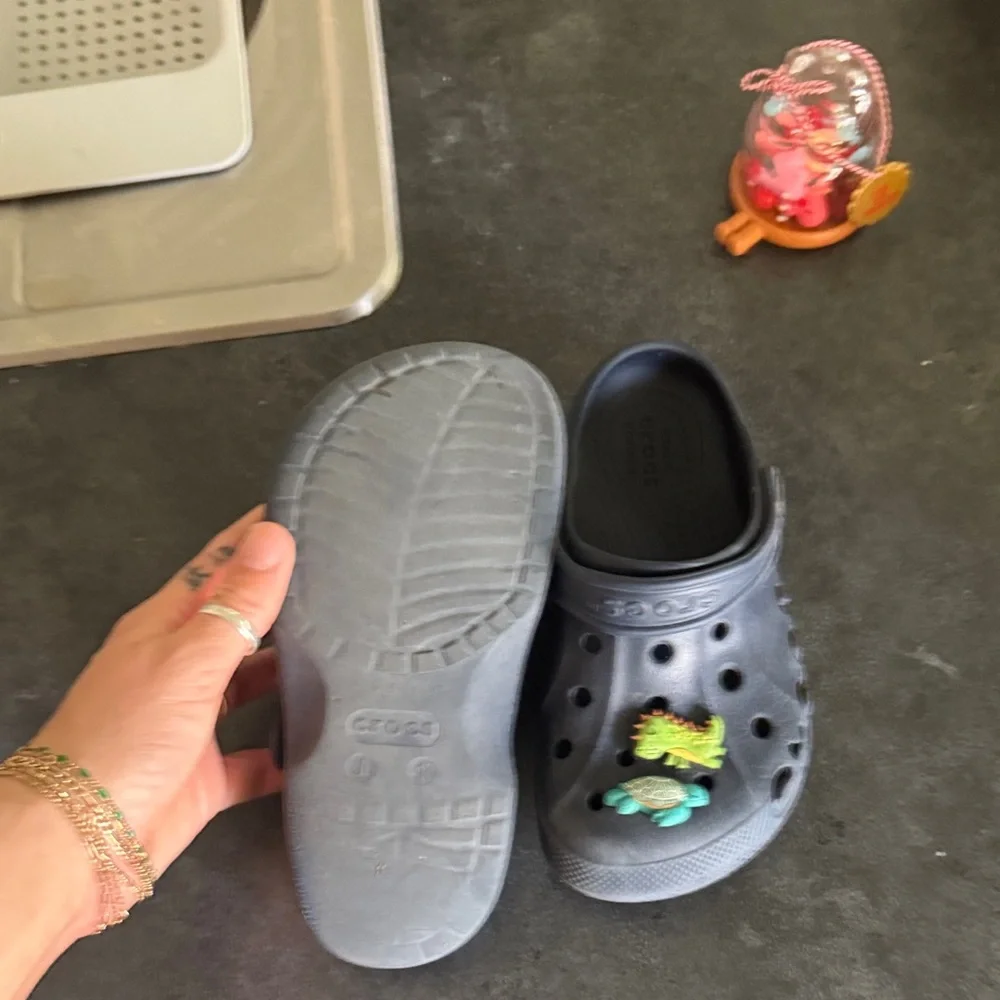 CROCS Kids Classic Clog - Dark Blue with Turtle & Dinosaur Charms